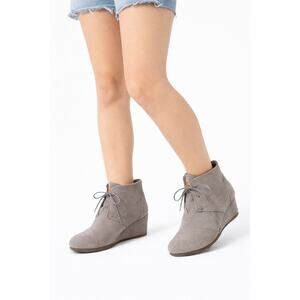 Toms Suede Ankle Booties Womens Size 6.5 Gray Lace Up Wedge Booties